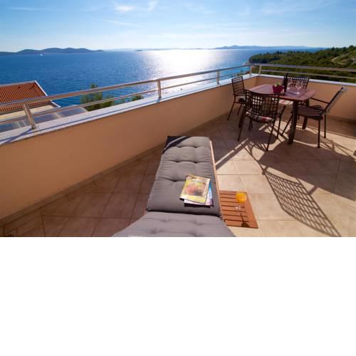 Lea Apartments