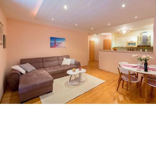 Liny Guest house