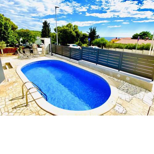LOKY - sunny studio house 150m from sea