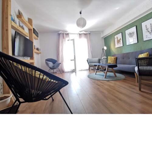Lovely Happiness apartment with a view of the sea