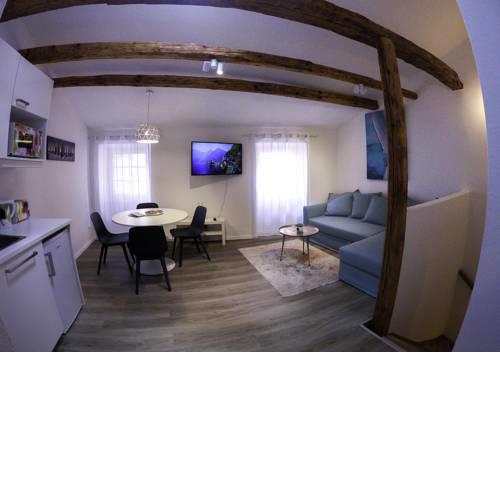 Sea Apartment Carera