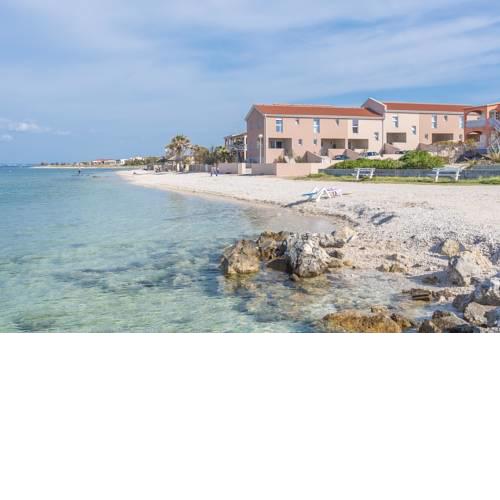 LUXURY APARTMENTS - LA VIR 5& 6