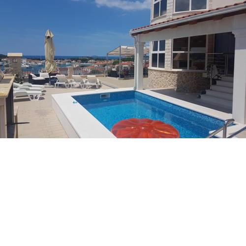 Luxury apartments Goles