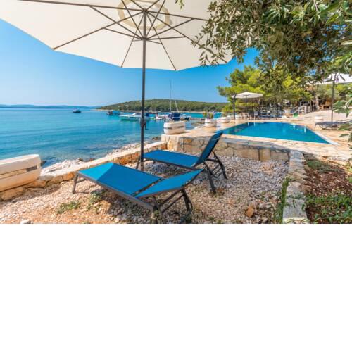 Luxury bungalows with pool Dream of Kornati