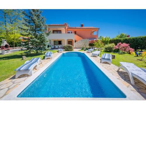 Luxury holiday house with private pool and large garden, near Rabac