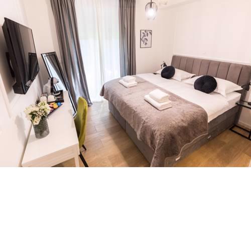Luxury rooms with balcony
