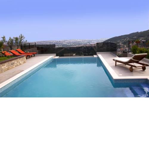 Luxury villa "BELLA VISTA"- heated pool, bbq, panoramic view near Split