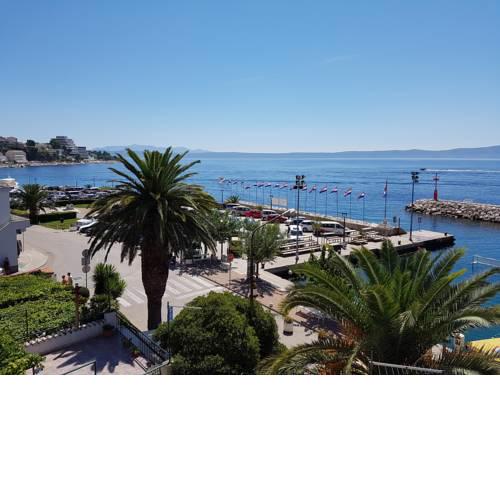 Magnificent Apartment Riva