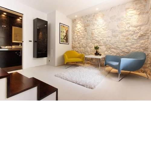Marinela Suites