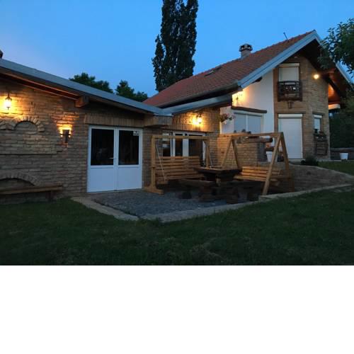 Matanovi Dvori