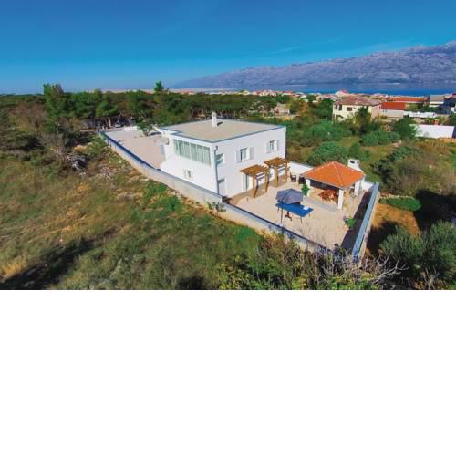Mathieu Holiday Home