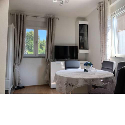 MI-MA Ul. Prilaz 1 51250, Novi Vinodolski, Hrvatska Apartman