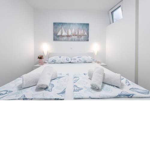 M&M Apartment