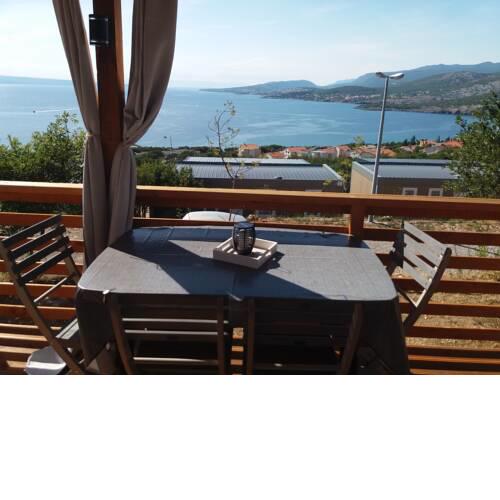 Mobil home vue sur la mer