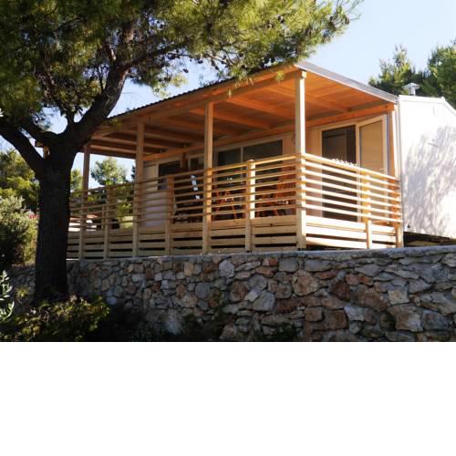 Mobile Home Pine Lodge
