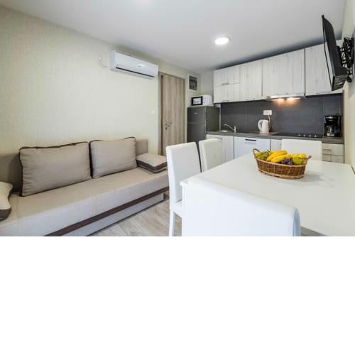 Mobile Home Rojnic