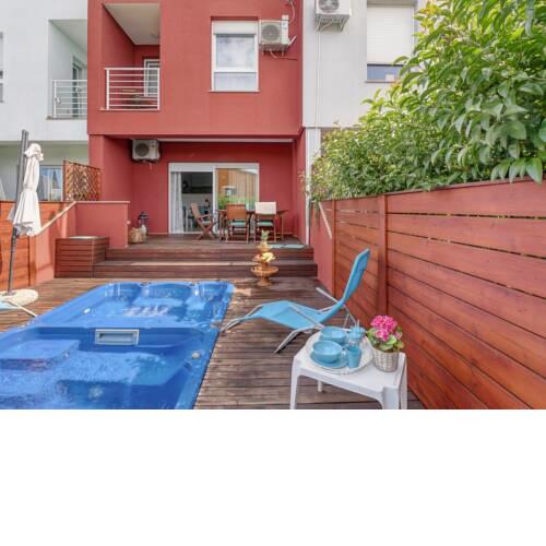 Modern Holiday Home in Umag with Private Whirlpool