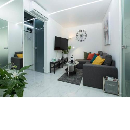 Modern & Luxury APT Zagreb Airport W/ free WiFi