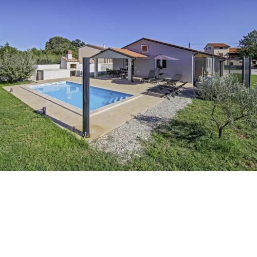 Natascha in Pamići (Haus für 6-8 Personen)