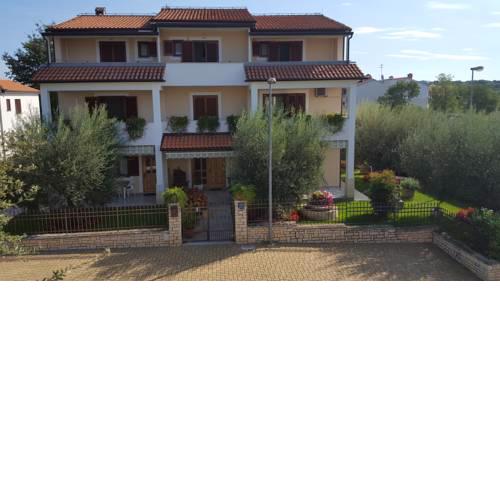 Nevija B&B