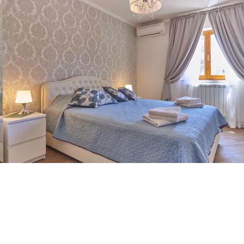 New Marina`s Appartment with swimming pool