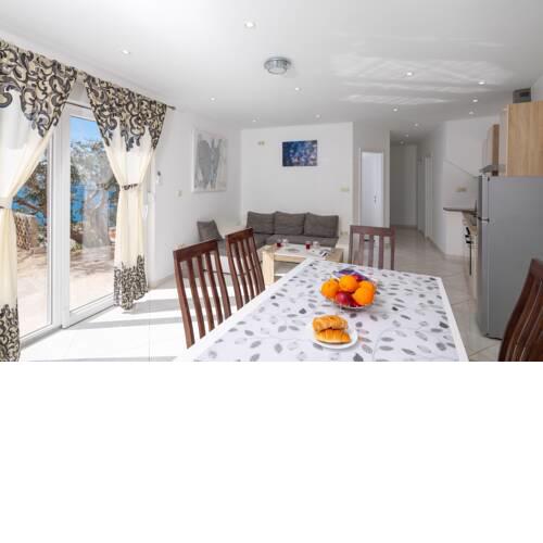 New Seaview Apartment