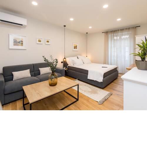 NEWPremium Suite Šinjorina, Historical City Centre