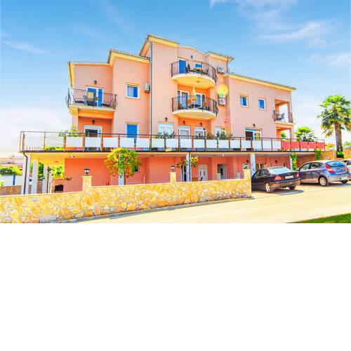 Nice apartment in Funtana with WiFi and 1 Bedrooms