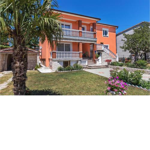 Nice apartment in Labin with WiFi and 2 Bedrooms
