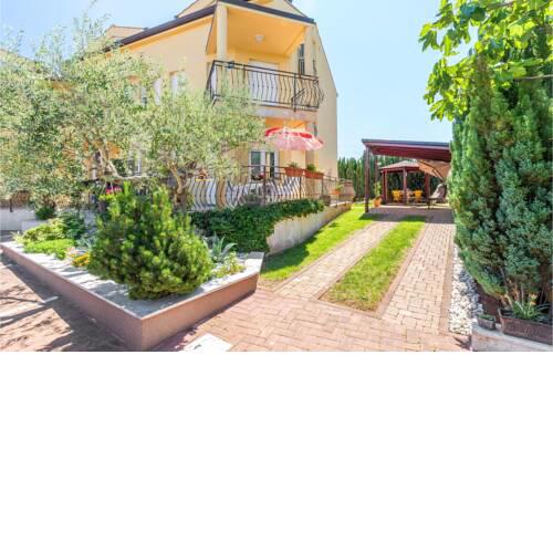 Nice apartment in Porec w/ 1 Bedrooms