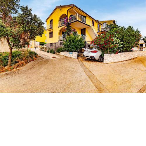 Nice apartment in Rogoznica with WiFi and 1 Bedrooms