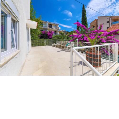 Nice apartment in Seget Vranjica with WiFi and 2 Bedrooms