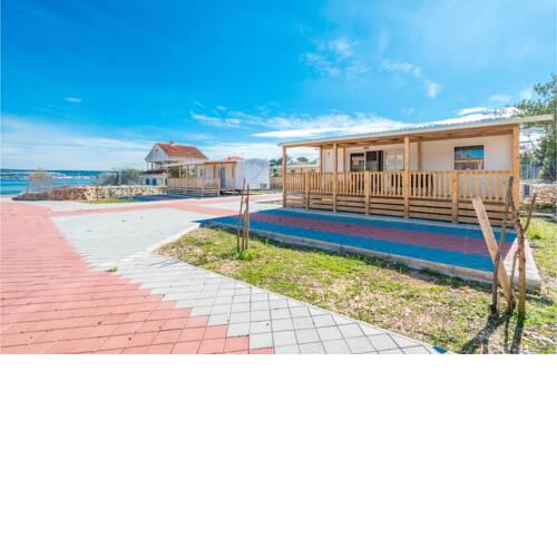 Nice caravan in Pasman w/ WiFi and 2 Bedrooms