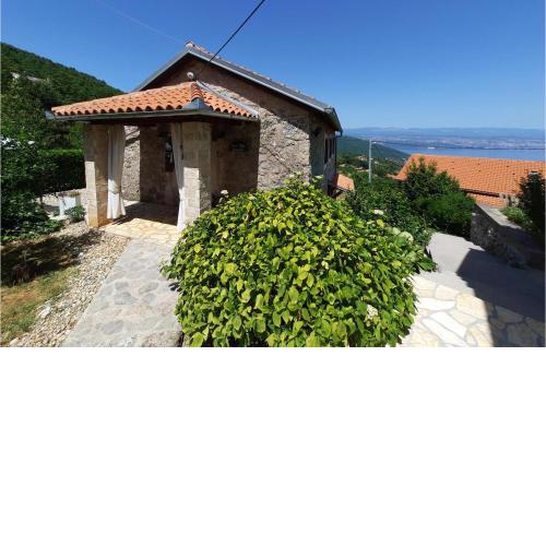 Nice home in Lovran with 2 Bedrooms
