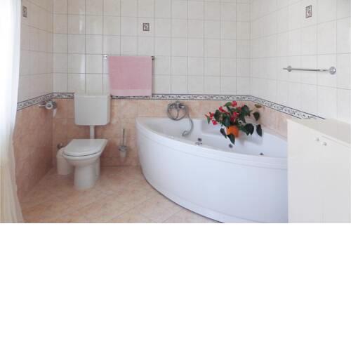 Nice home in Pula w/ Outdoor swimming pool and 4 Bedrooms