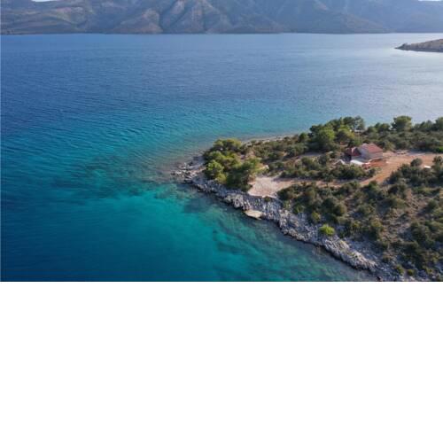 Nice home in Stari Grad with 2 Bedrooms