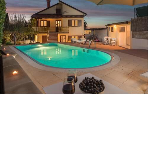Nice home in Svetvincenat with Outdoor swimming pool, WiFi and 2 Bedrooms