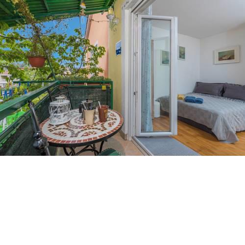 Nice Studio Apartment Natali in Mali Maj