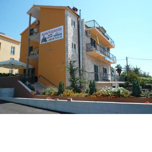 Nina Apartments