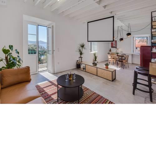 Old Town Deluxe Seaview Apartment