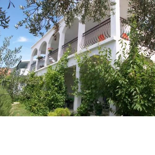 Olive Garden Apartments
