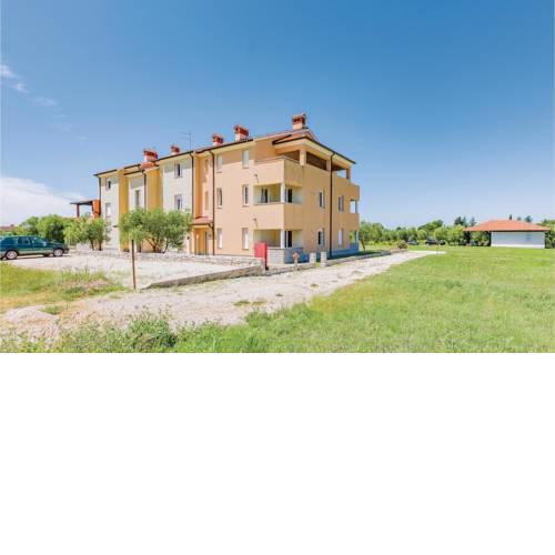 One-Bedroom Apartment in Alberi