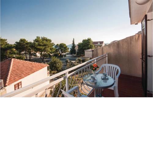 One-Bedroom Apartment in Brodarica