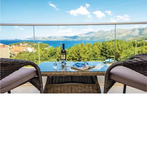 One-Bedroom Apartment in Cavtat