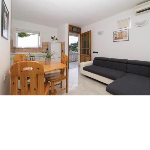 One-Bedroom Apartment in Korcula