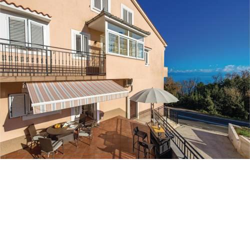 One-Bedroom Apartment in Moscenicka Draga