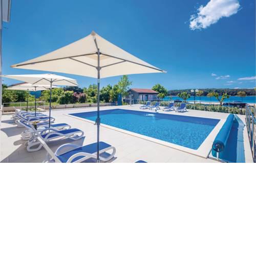 One-Bedroom Apartment in Punat