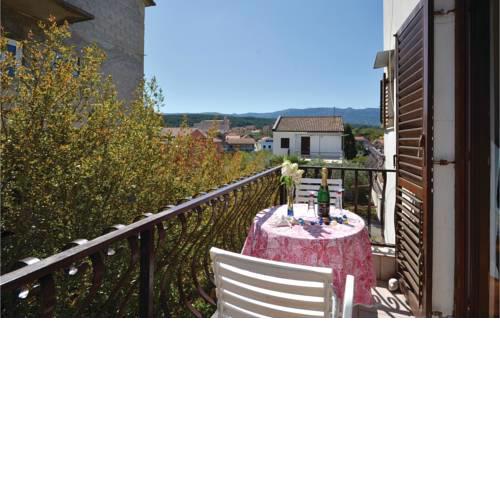 One-Bedroom Apartment in Vrboska