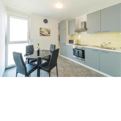 One-Bedroom Apartment in Zadar