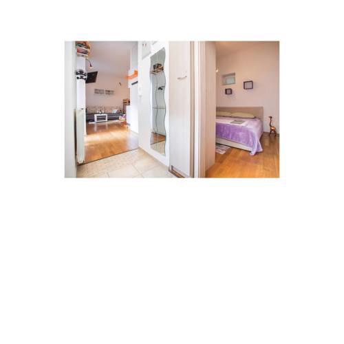 One-Bedroom Apartment in Zagreb